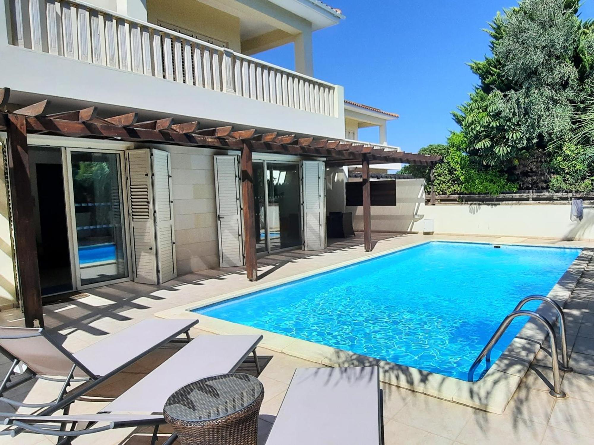 Villa Larnaca Bay Resort Oroklini Exterior photo